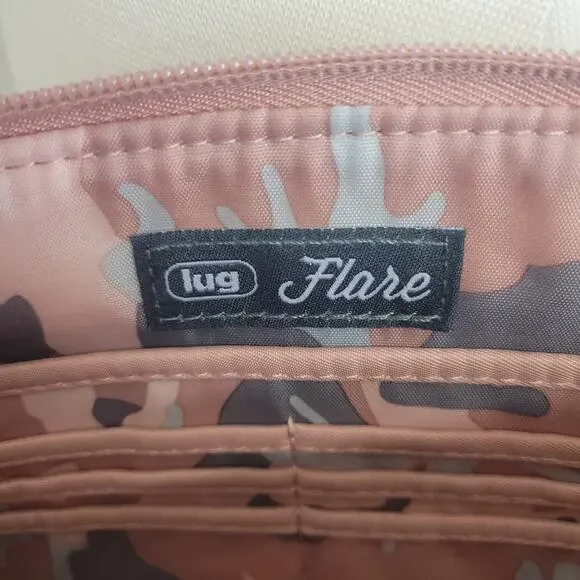 Lug Quilted Flare Pink and Camo Crossbody bag - Picture 5 of 11